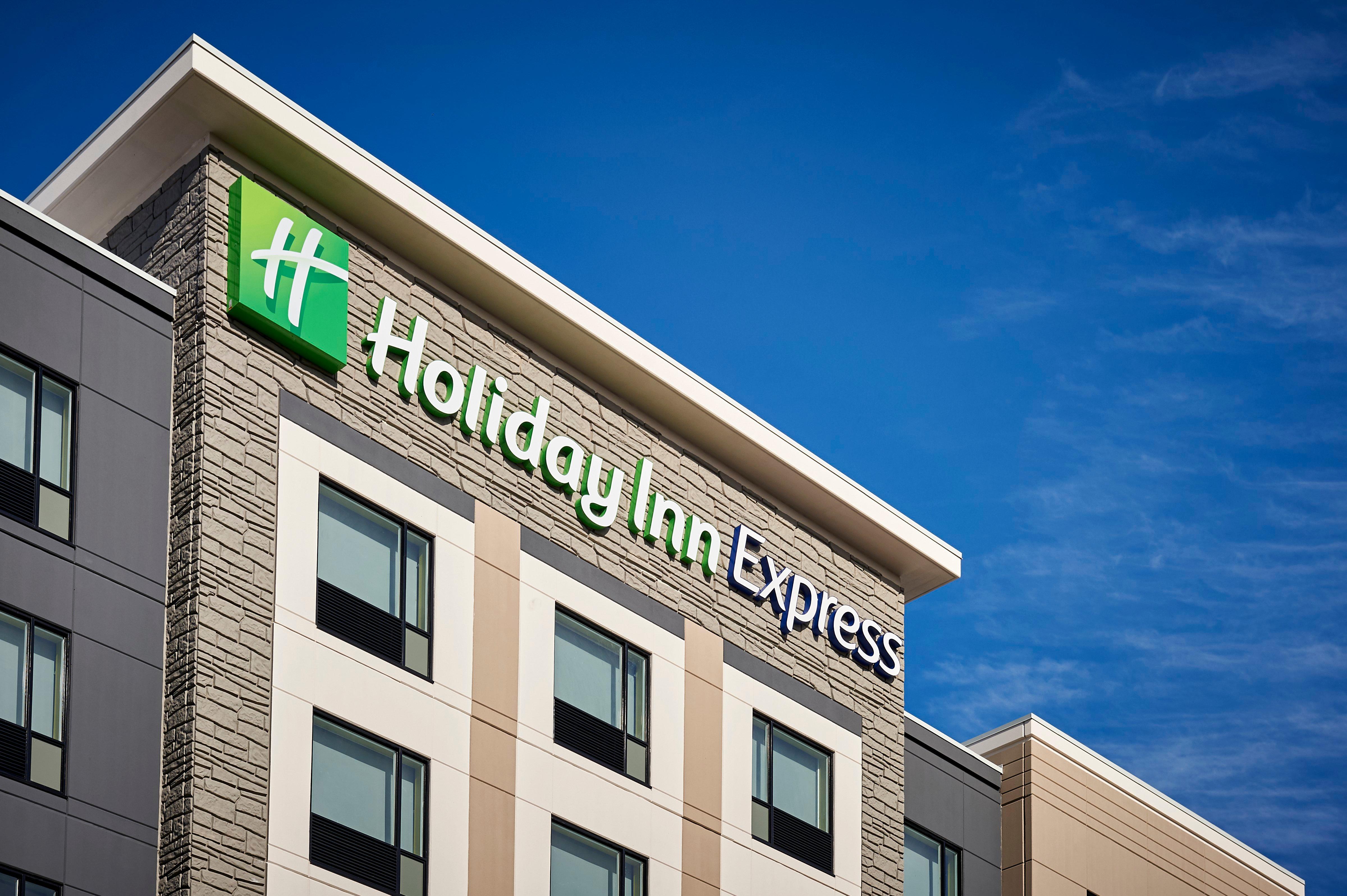 Holiday Inn Express - Sarnia - Point Edward By Ihg Exterior photo